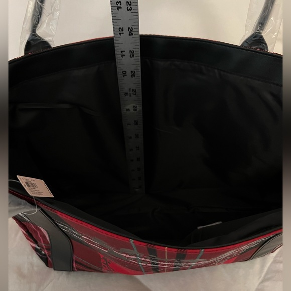 Victoria’s Secret red plaid tote bag. NWT. - Picture 4 of 7